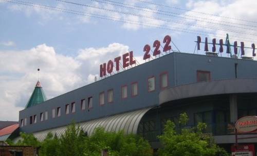 Hotel 222